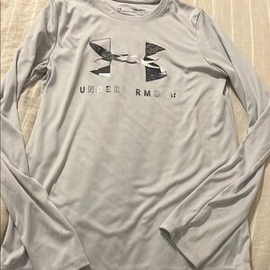 Under Armour Light Gray Long Sleeve dri fit Tee